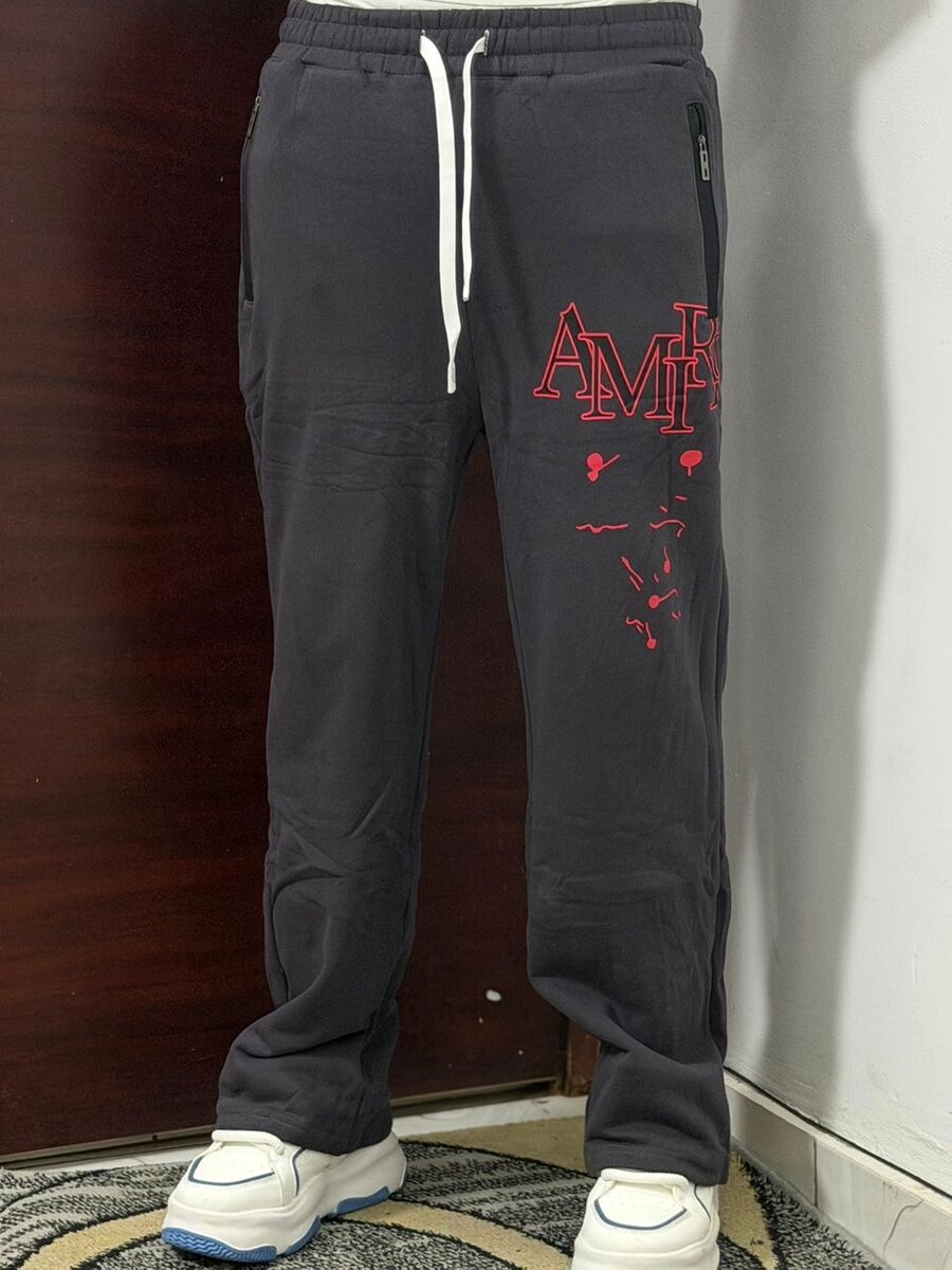 Jogging homme moderne