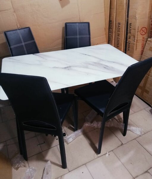 Table à manger marbre