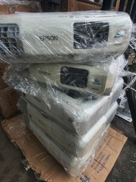 Projecteur Epson HD professionnel