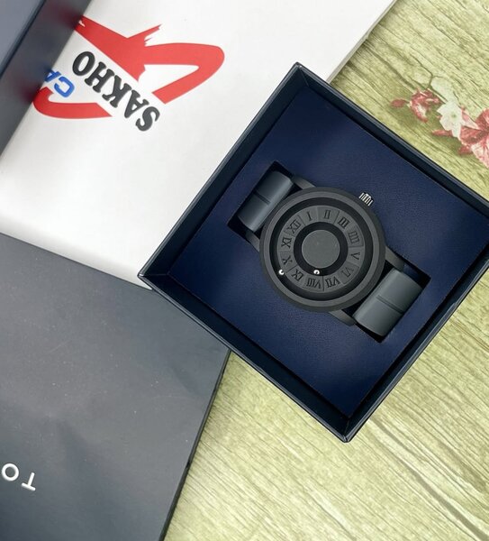 Montre magnétique résistante