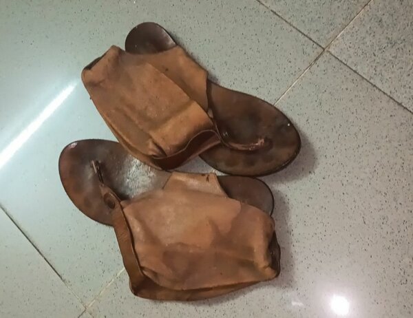 Sandales en cuir vintage