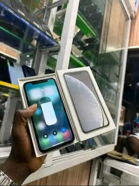 Smartphone Apple iPhone XR Blanc
