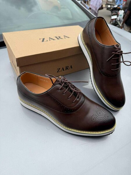 Chaussures derby en cuir Zara