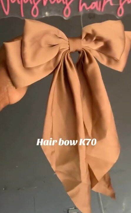 Hair bow brown