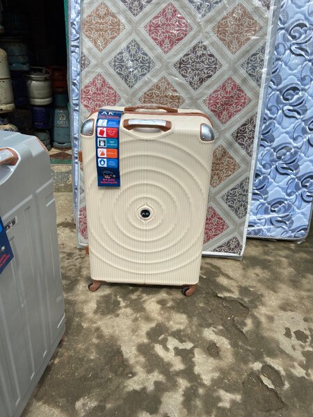 Valise à roulettes de 35kg