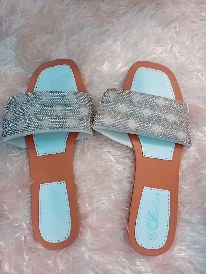 Sandales strass élégantes