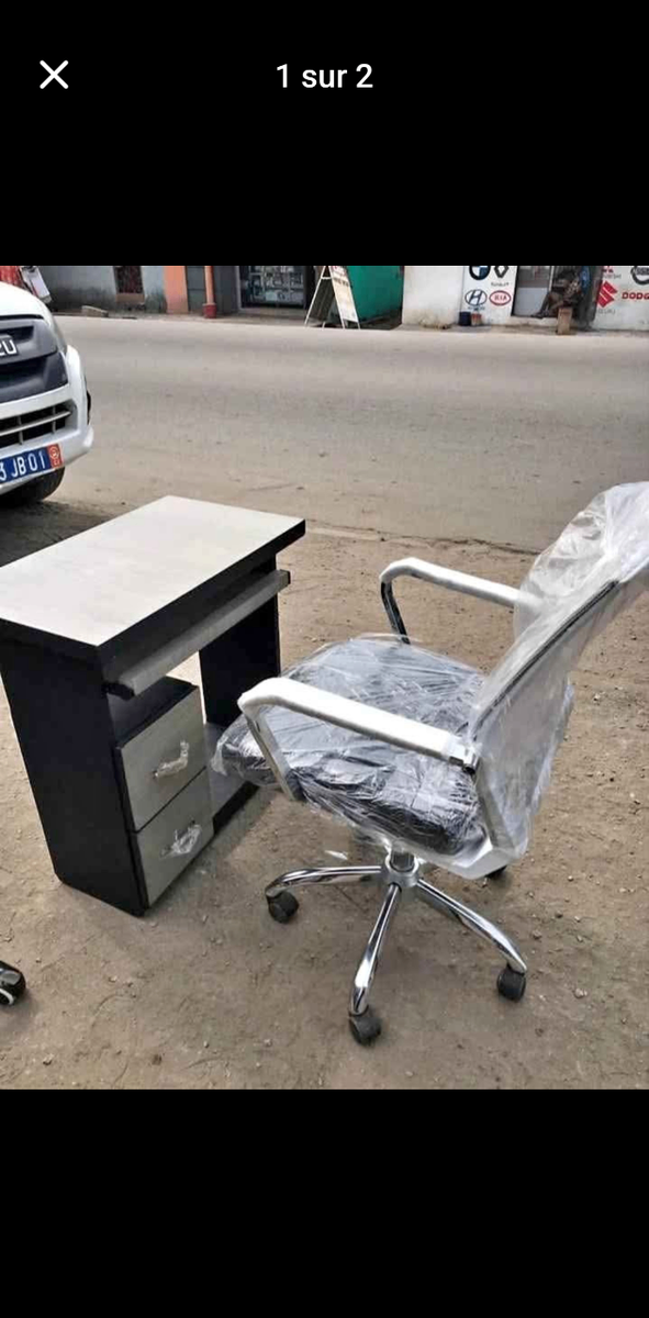 Bureau Compact avec Chaise