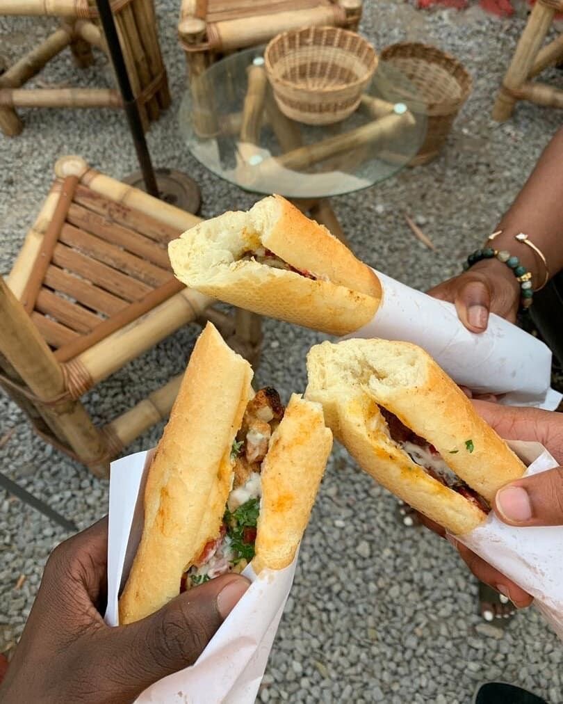 Brochettes et Sandwiches Délicieux