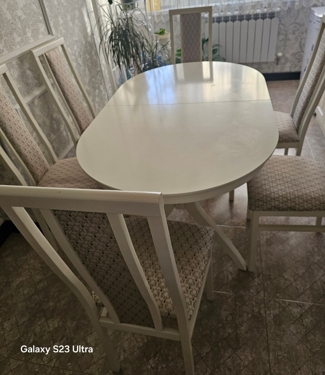 Стол со стульями, комплект