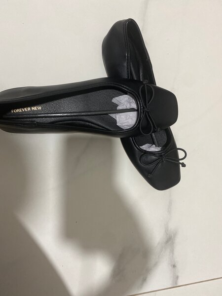 Ballerines Noires Élégantes