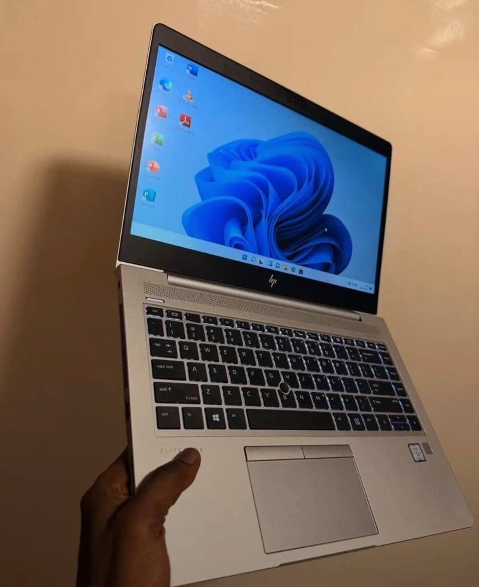 HP Elitebook 840 G8 - Ordinateur portable professionnel