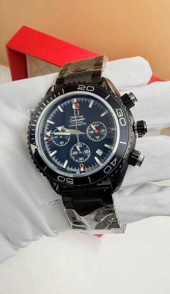 Montre chronographe élégante