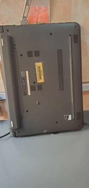 Dell Latitude 3350