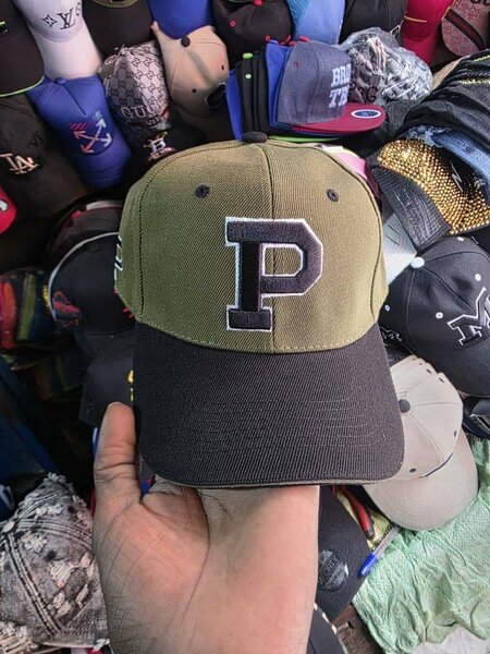 Casquette verte "P"