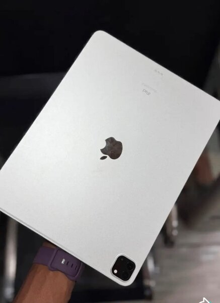 Apple iPad - Tablette tactile