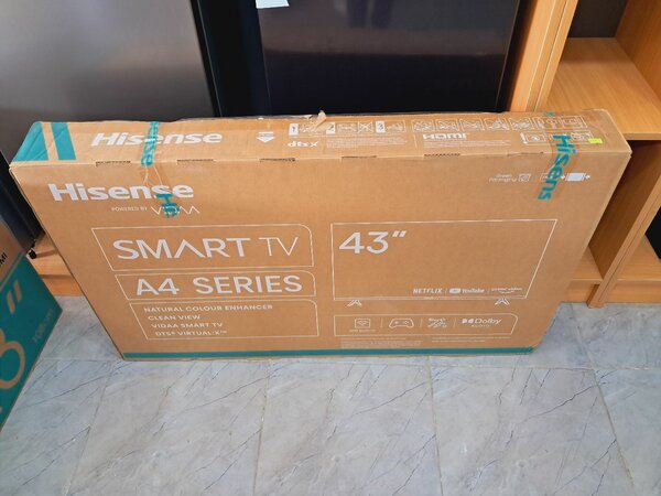 Hisense 43 smart tv brand new