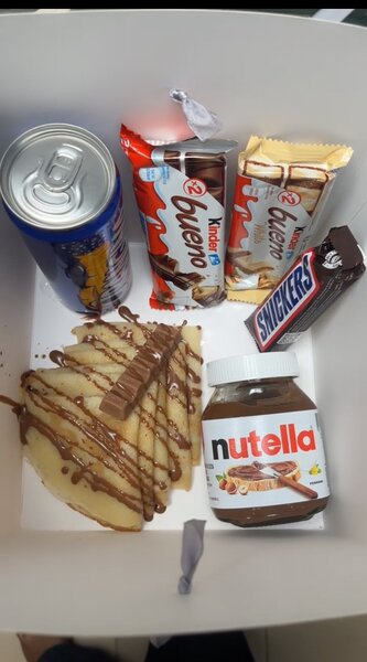 Box de crêpes et chocolat