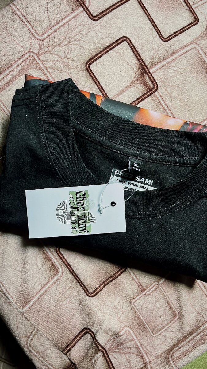 T-shirt Chez Sami Collection