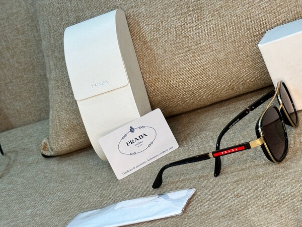 Cartier Lunettes de Soleil