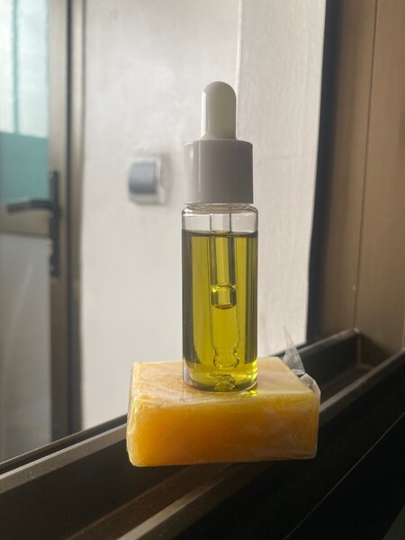 serum et savon anti-taches