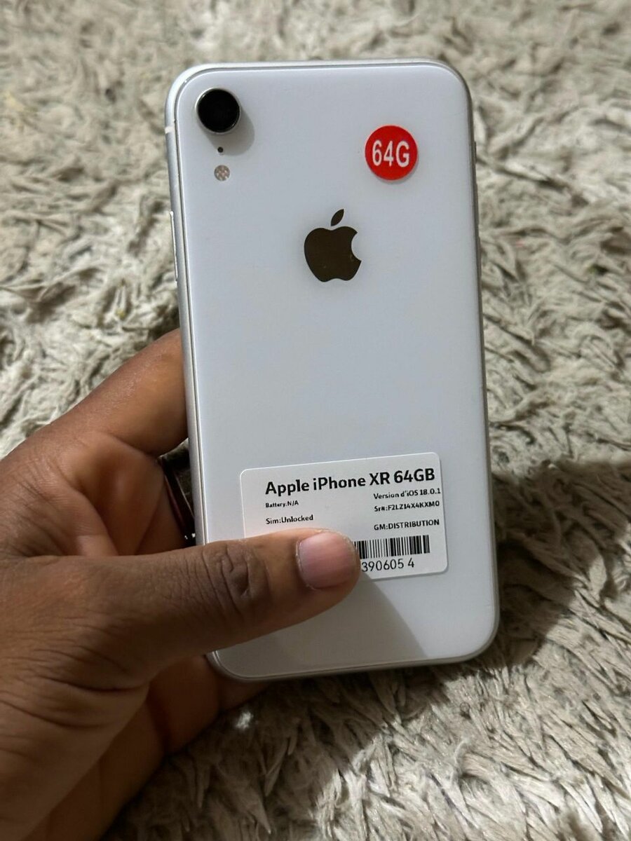IPHONE XR 64GB