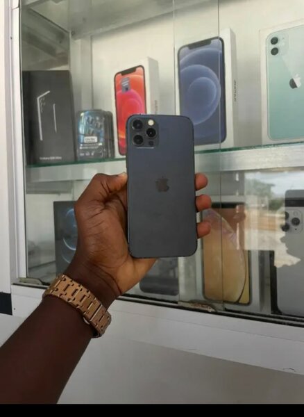 iPhone 12 Pro Noir Débloqué