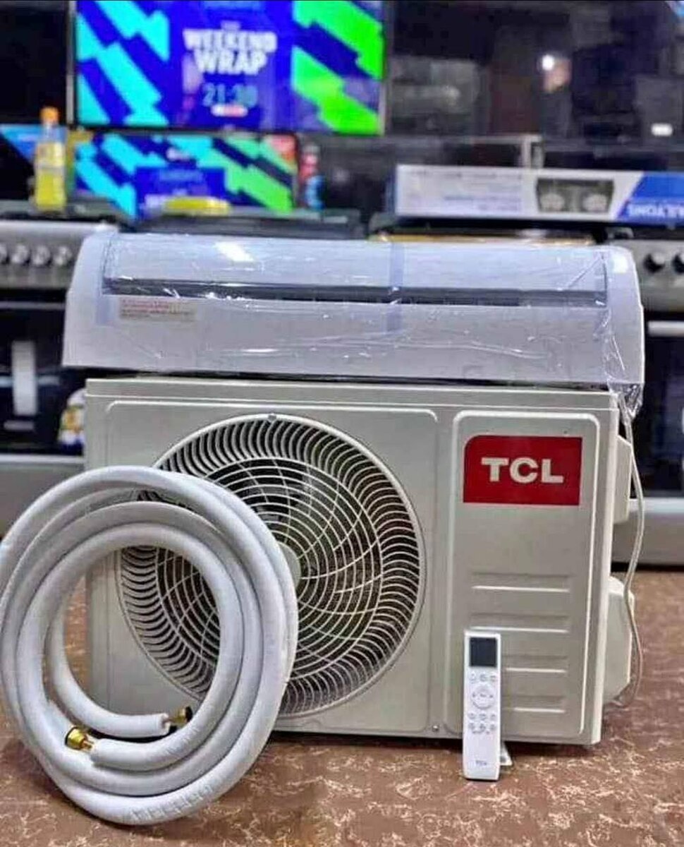 White Split TCL Non-Inverter 1.5hp Air Conditioner