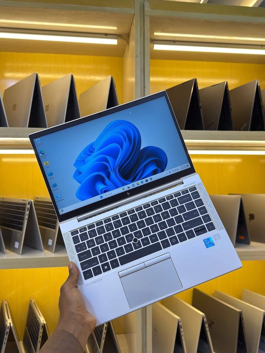 Ordinateur portable HP Elitebook