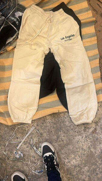 Jogging 3500 En gros12 à 25000