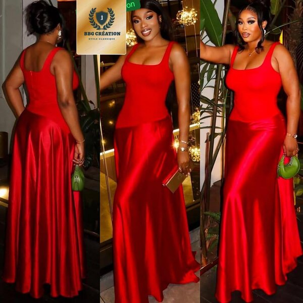 Robe élégante en satin rouge