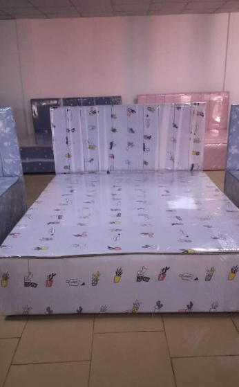 Queen-size inbuilt bed