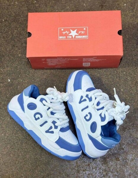 Sneakers basses OGIV