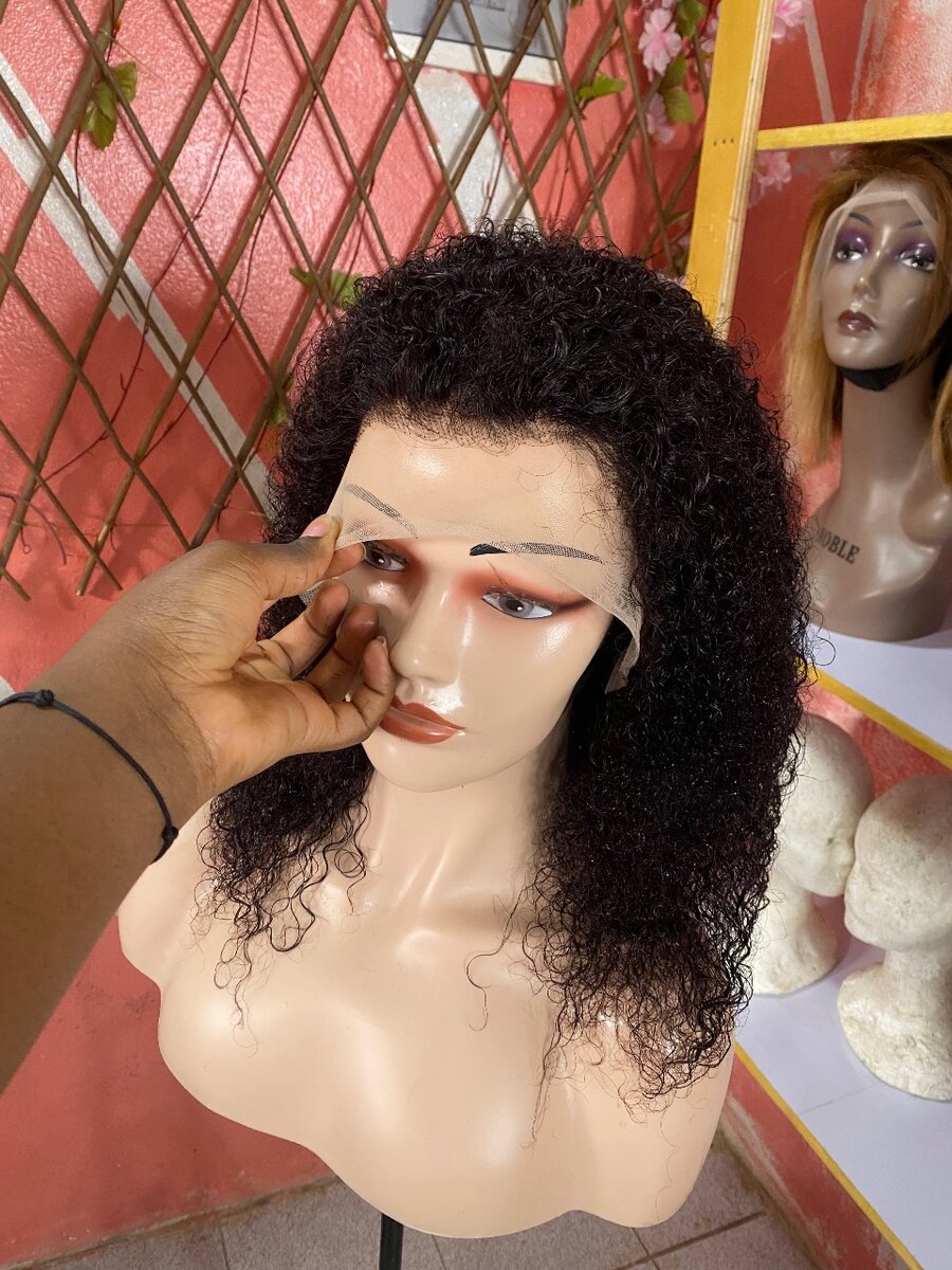 Perruque kinky lg 16