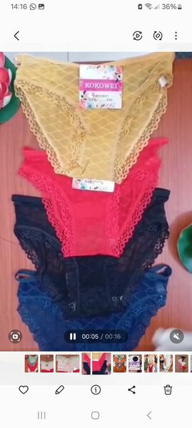 Culottes en dentelle colorée