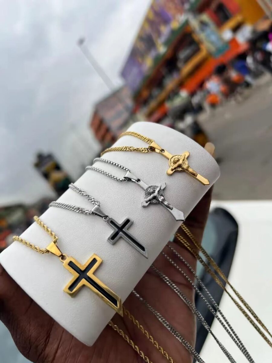 Collier Croix en Acier inoxydable