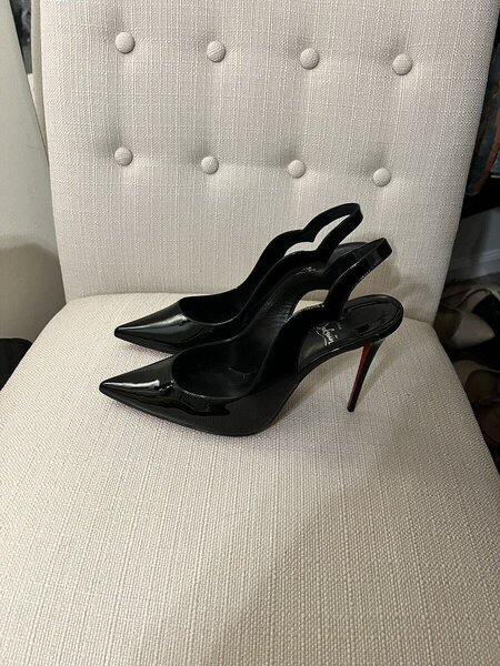 Ladies shoes