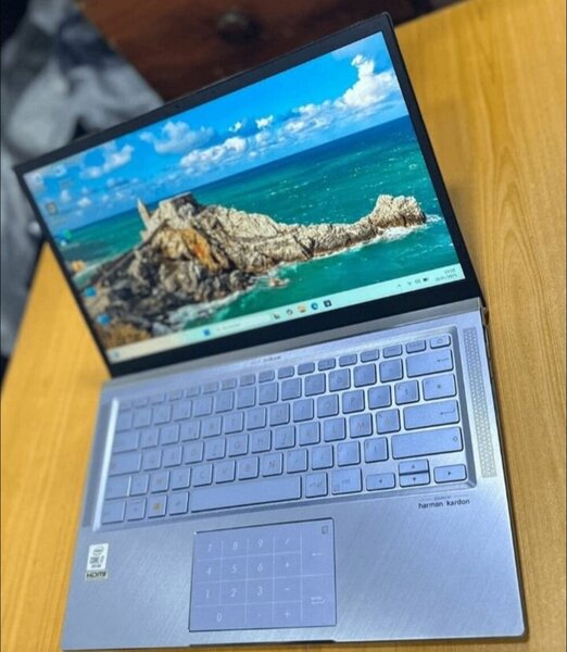 ASUS Laptop Ultra-léger