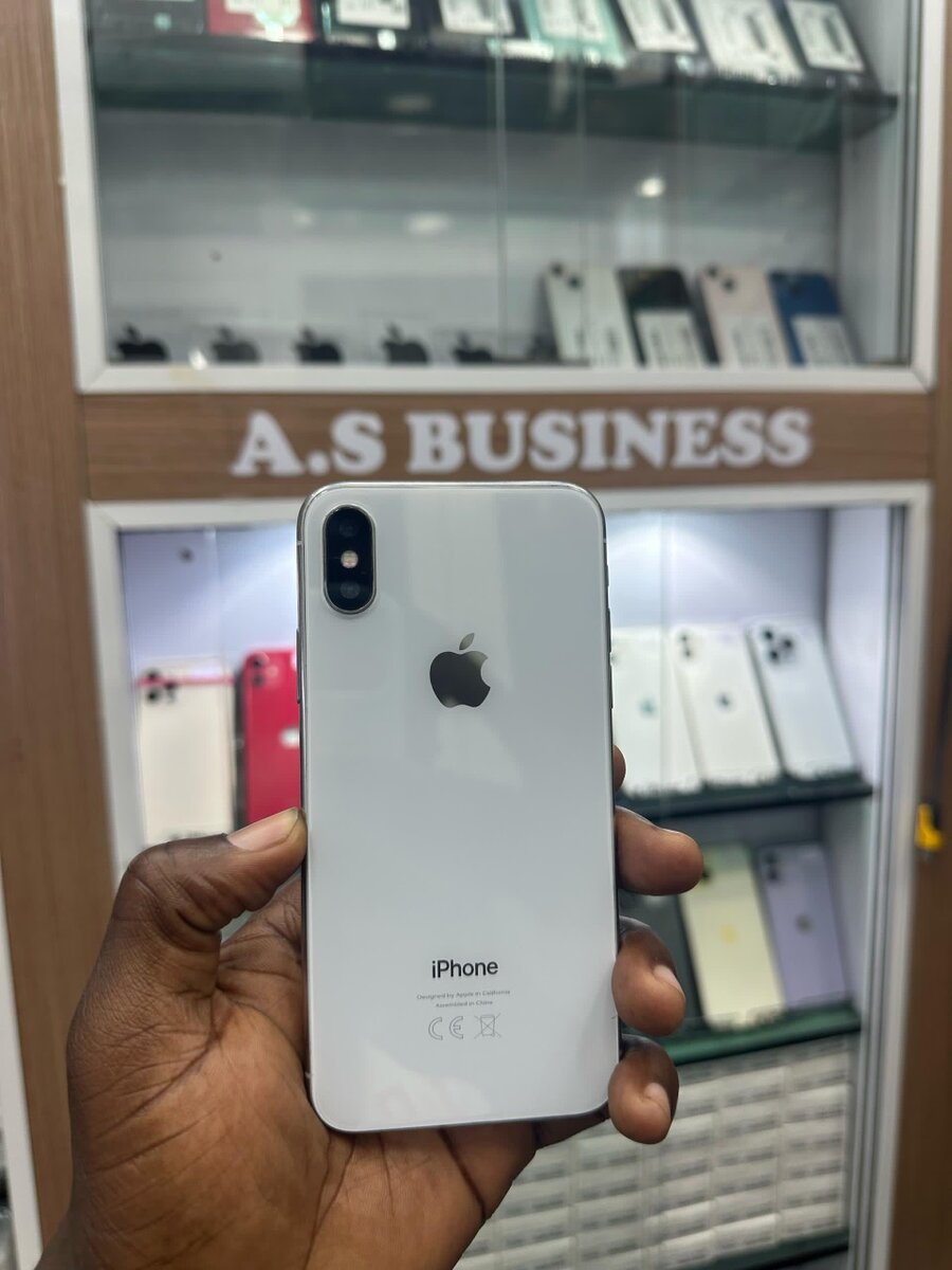 iPhone X 64giga sans ID