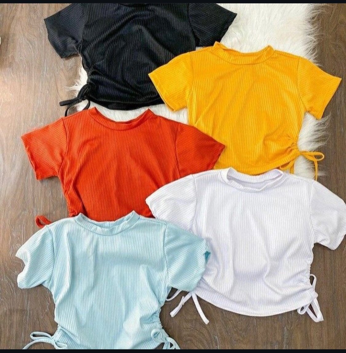 Tops colorés tendance femme