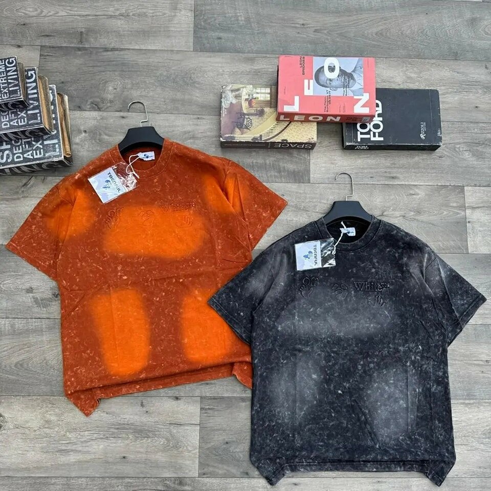 Loose vintage T-shirt