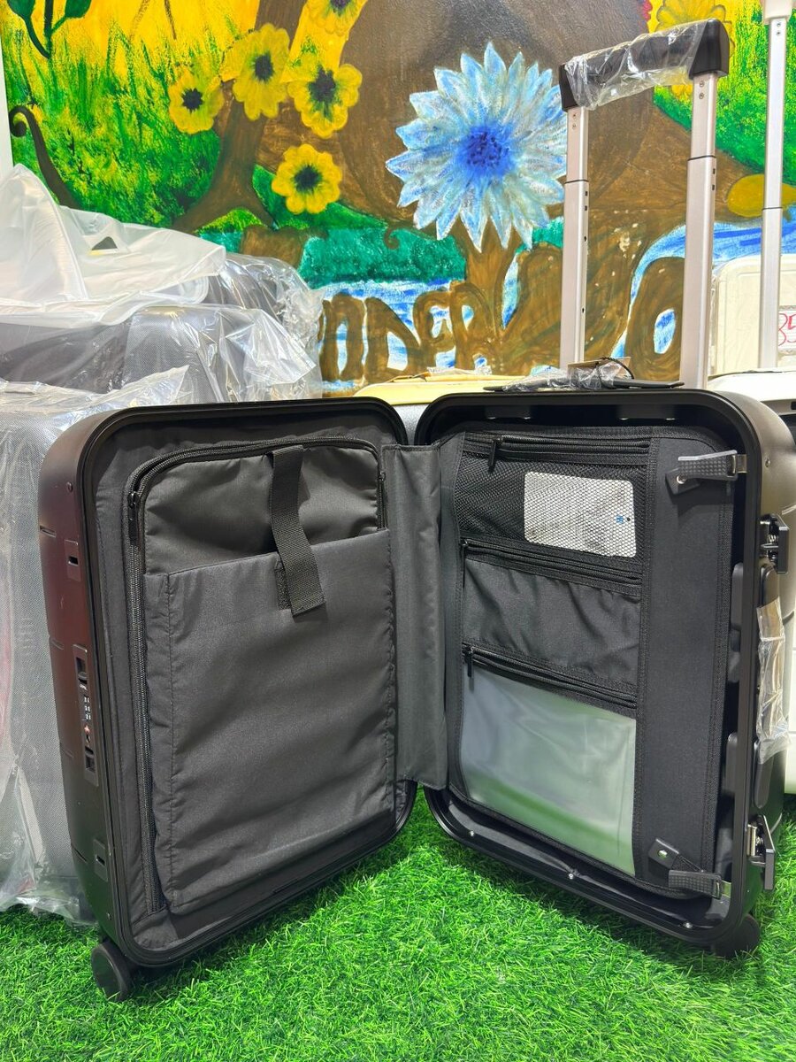 Valise à coque rigide 4 roues