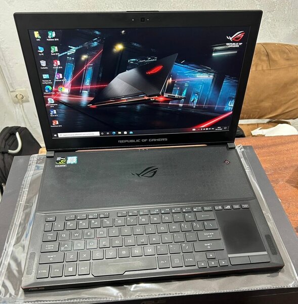Ordinateur Portable Gaming ASUS ROG