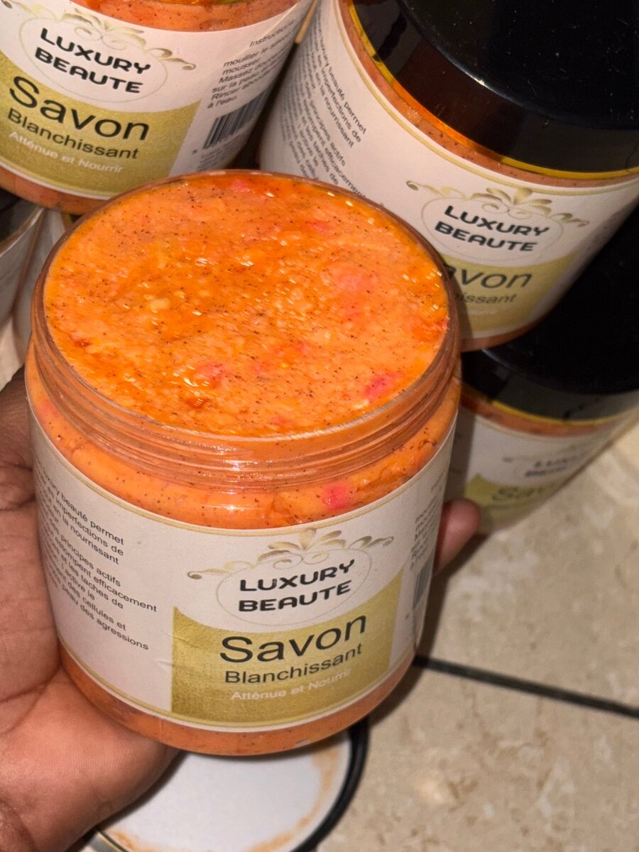 Savon Blanchissant Luxueux