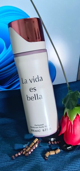 Déodorant Parfumé "La Vida Es Bella"