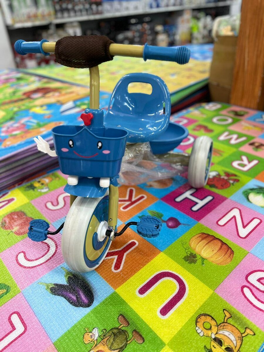 VÉLO TRICYCLE POUR ENFANTS