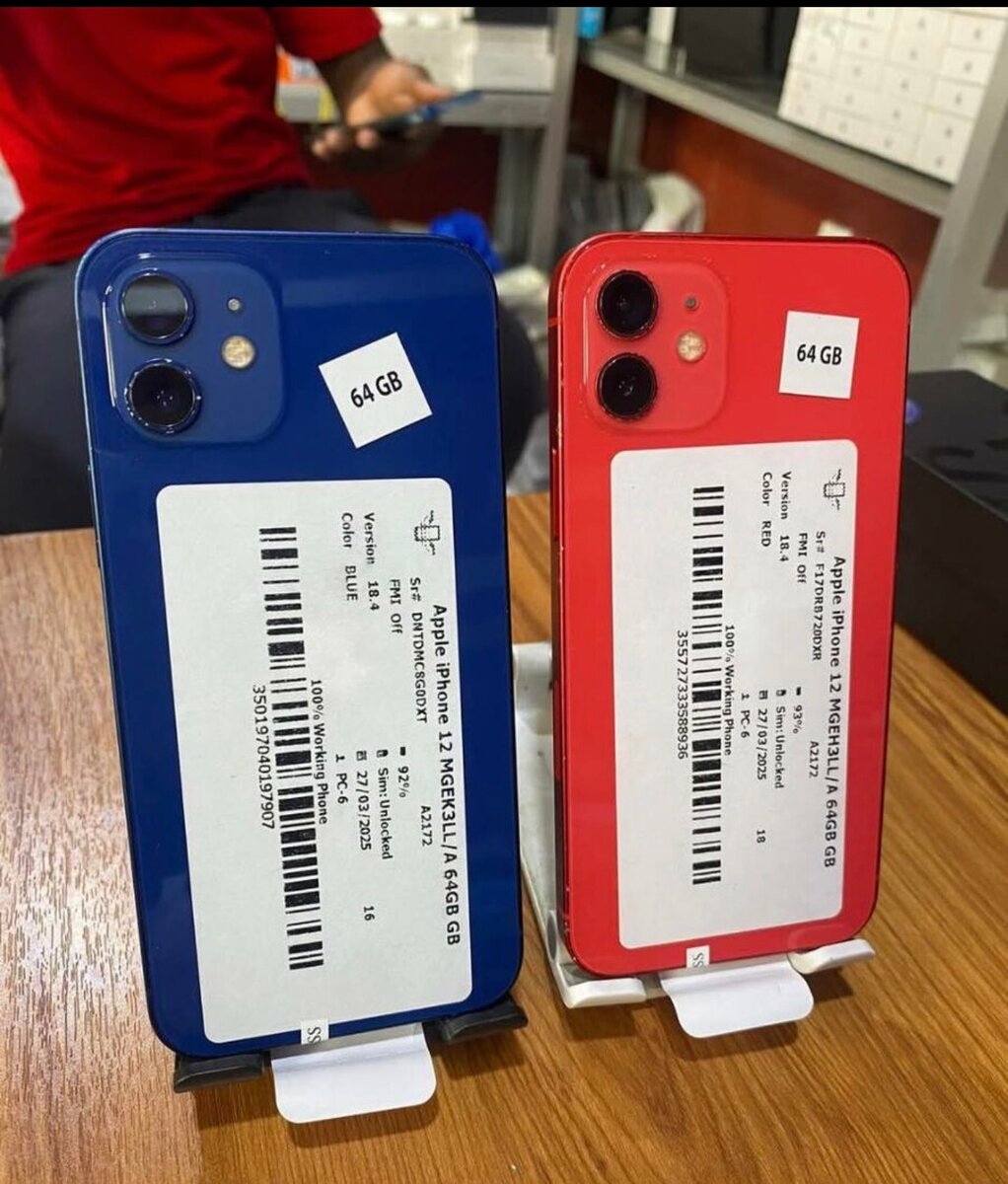 iPhone 12 64GB simple