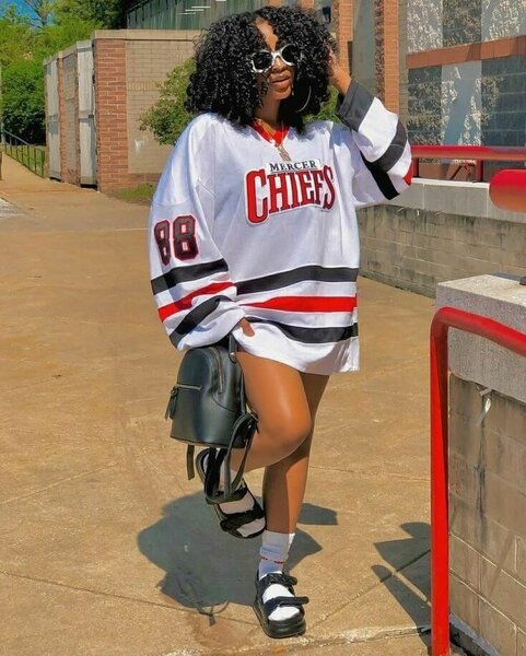 Ladies outfit complete look