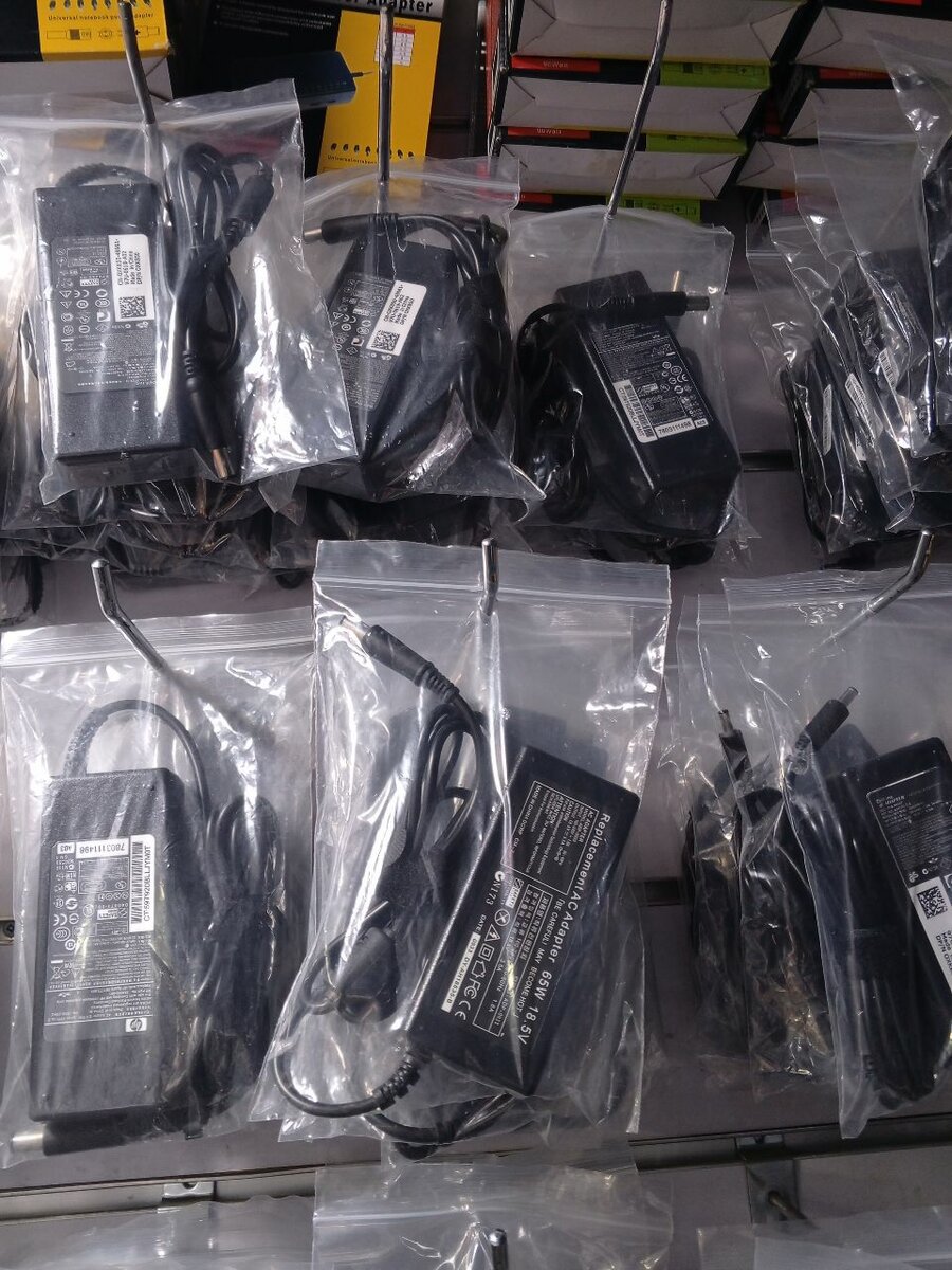 All kinds of laptops power pack available