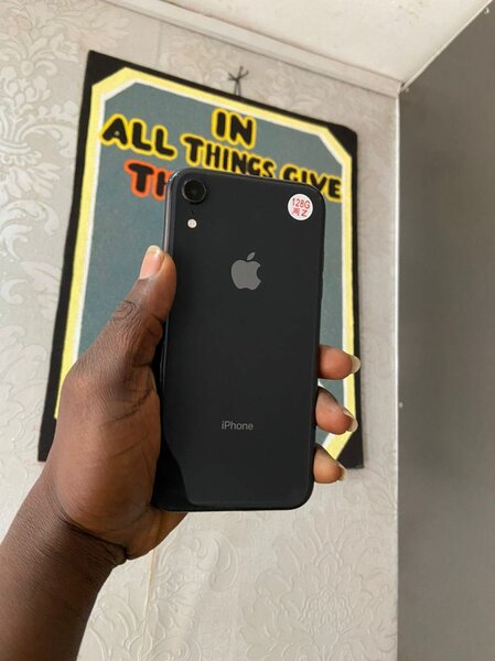 iPhone XR 128gb