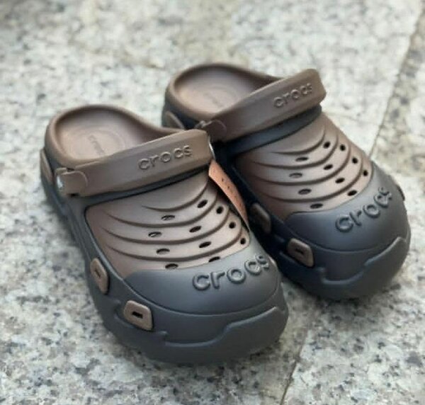 New arrivage Crocs Confortable